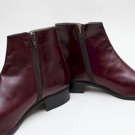 Yves Saint Laurent Side Zip Boots