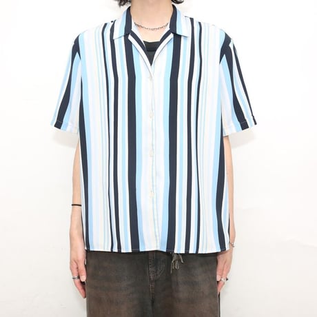 Open Collar Stripe Shirt