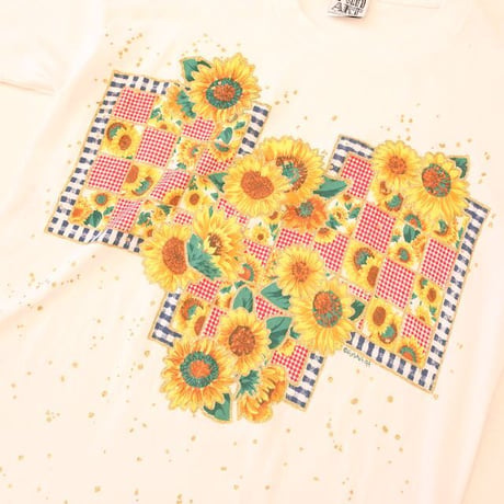 90's Sunflower Fun Art T-Shirt