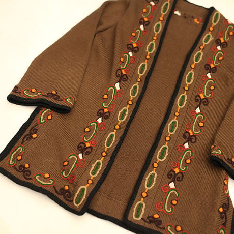 Embroidery Knit Cardigan