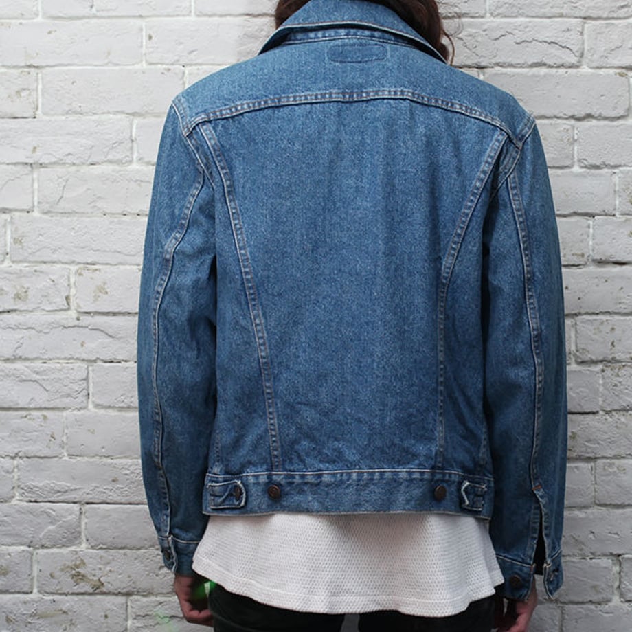 5a4c529827d1cc37a9003b30