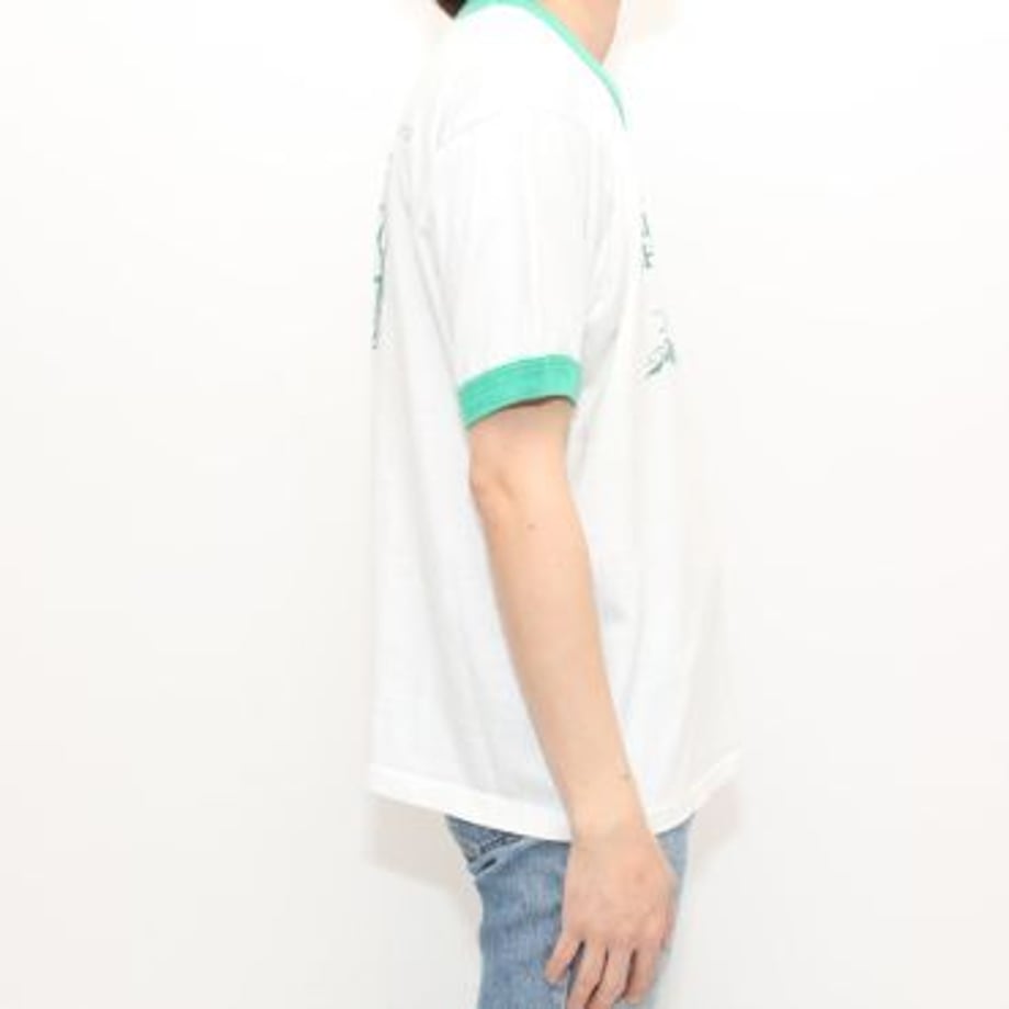 6215ac3fc15c5a7a6f690b09