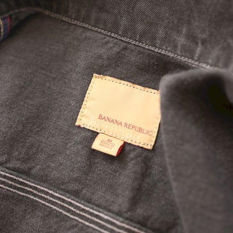 BANANA REPUBLIC  Black Denim Jacket