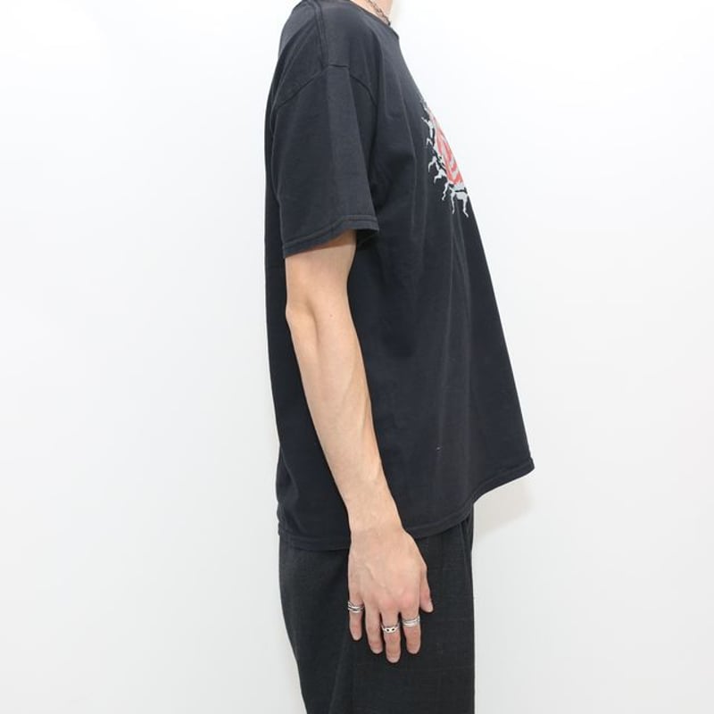 Hole T-Shirt | Strato Hole T-Shirt | Strato