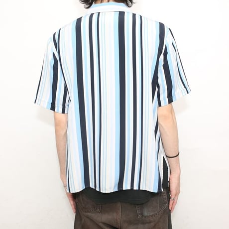Open Collar Stripe Shirt