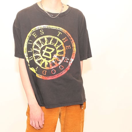 THE MOODY BLUSE T-Shirt