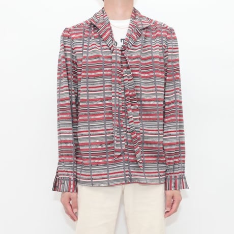 Open Collar Shirt  With Lavalier