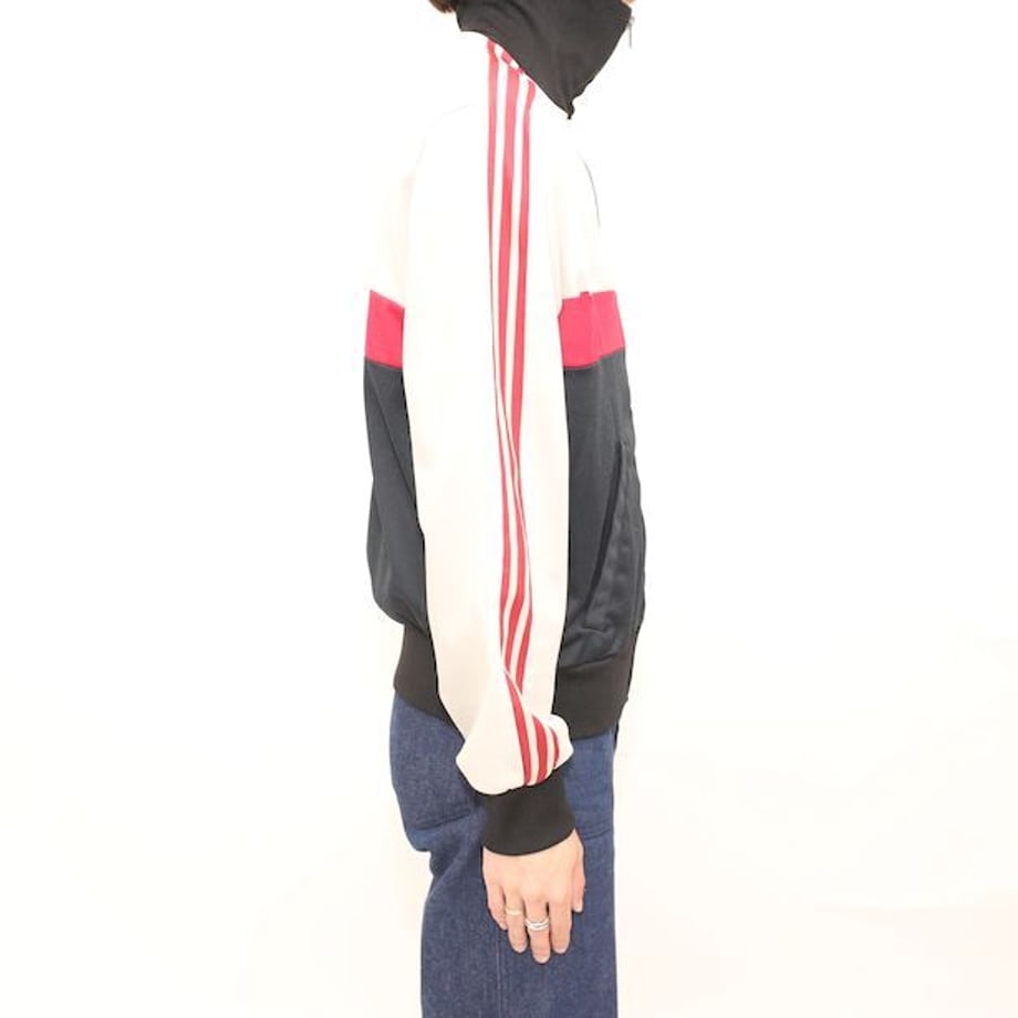 651a6a72a537ca003500c263