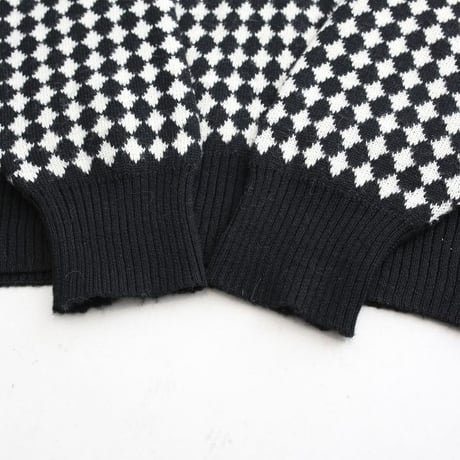 Black × White Patterned  Knit Sweater MADE IN ITALY