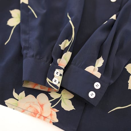 Liz Claiborne Flower Pattern Open Collar Silk L/S Shirt