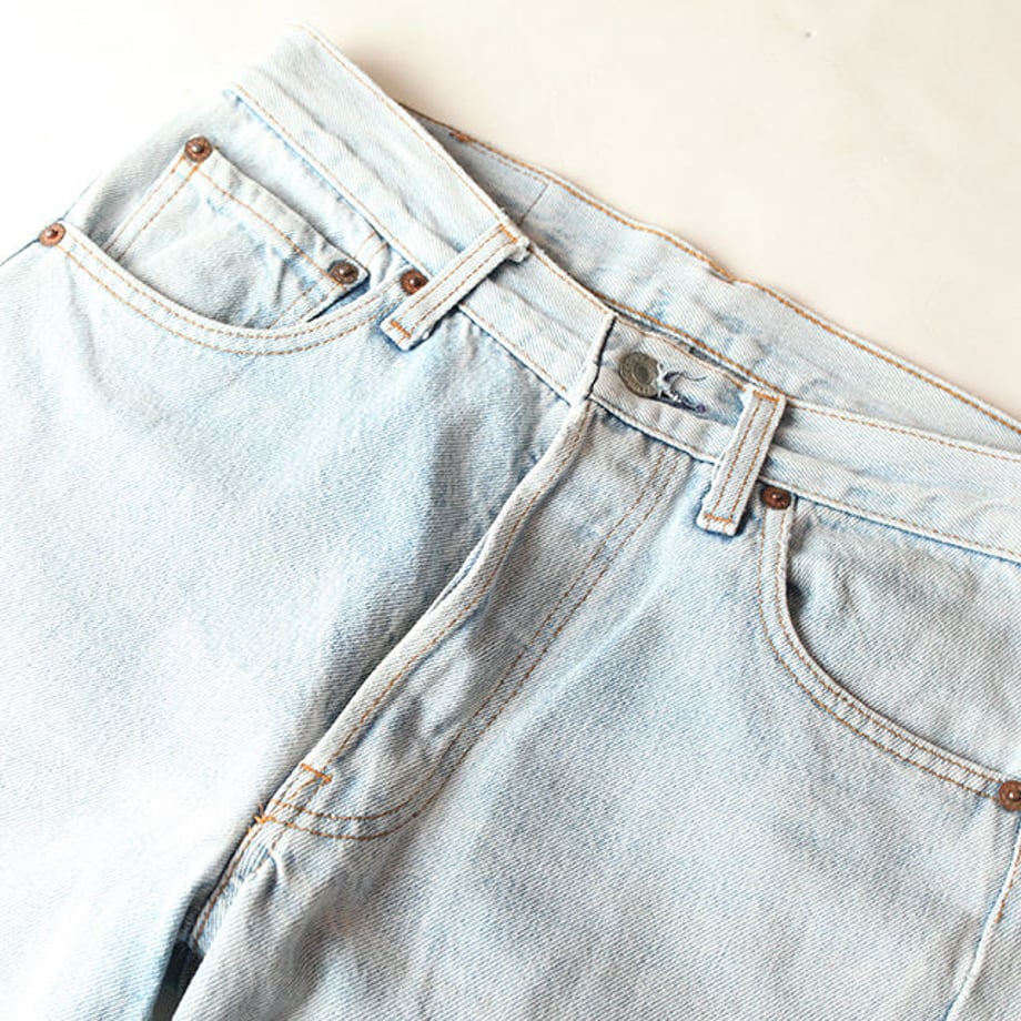 5c8f1b9aaa5f440d74db6faf