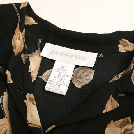 Flower Pattern Open Collared Rayon Shirt