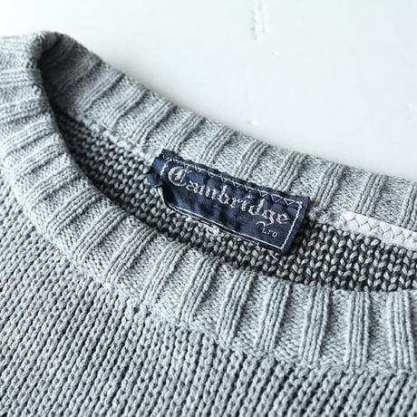 Native Pattern Kint Sweater