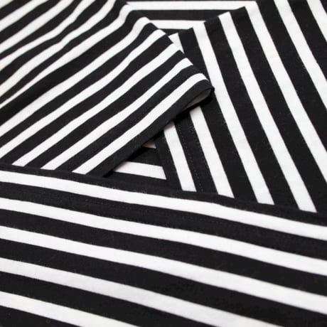 Black × White Border T-Shirt