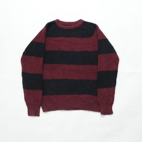 Border Acrylic Kint Sweater