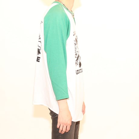 Raglan Sleeves T-Shirt