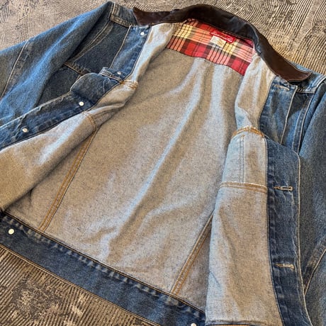 Marlboro Leather Collared Denim Jacket Loose Silhouette