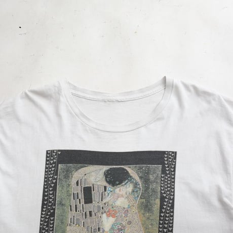 90s Gustav Klimt "The Kiss" T-Shirt