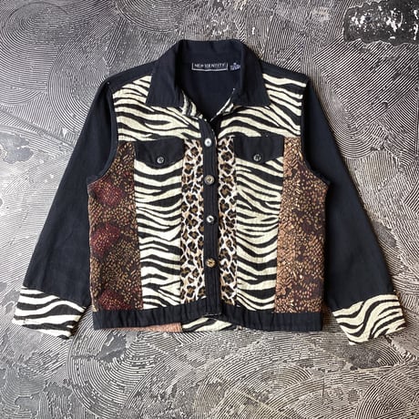 Various Animal Switching Pattern Design Jacket