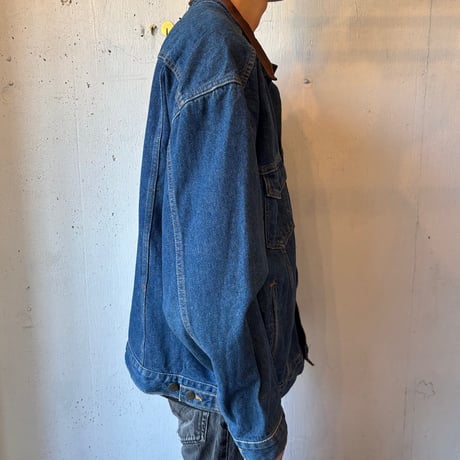 Marlboro Leather Collared Denim Jacket Loose Silhouette