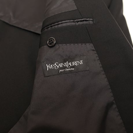 Yves Saint Laurent Set Up Suit