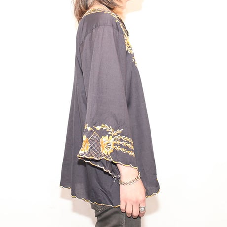 Embroidery Tunic Shirt