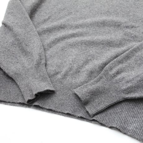 Cashmere V-Neck Knit Sweater MADE IN ENGLAND