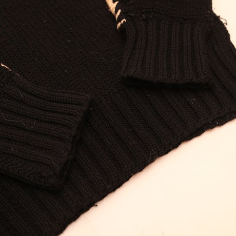 Switching Wool Sweater