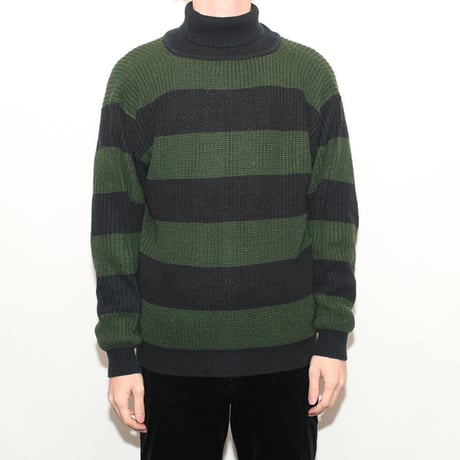 Border Turtle Knit