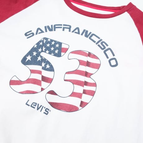Levi's Raglan Sleeve T-Shirt