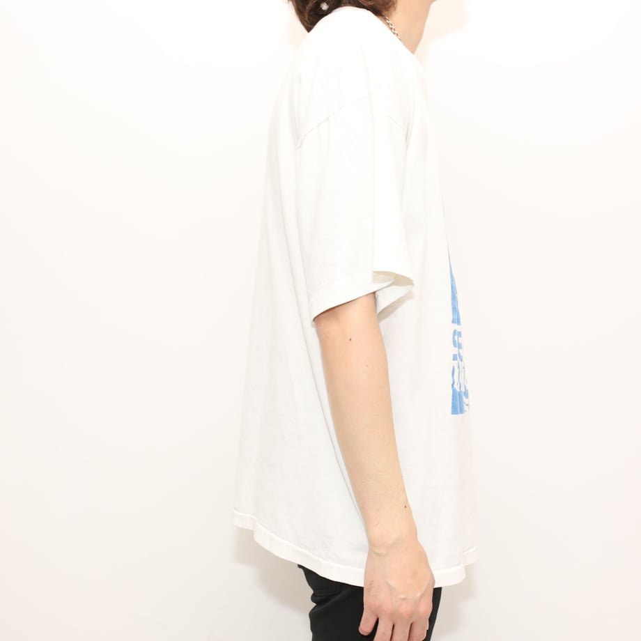 6271ec9ef3de5c429a9b6677