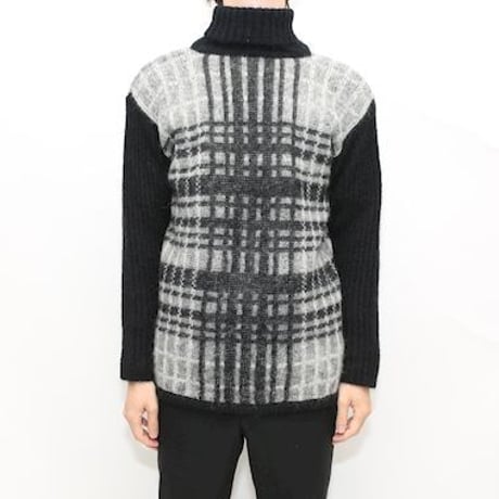 Check Pattern Wool Knit Sweater