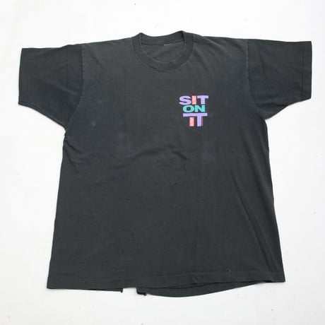 91's Levi's T-Shirt "SIT ON IT"