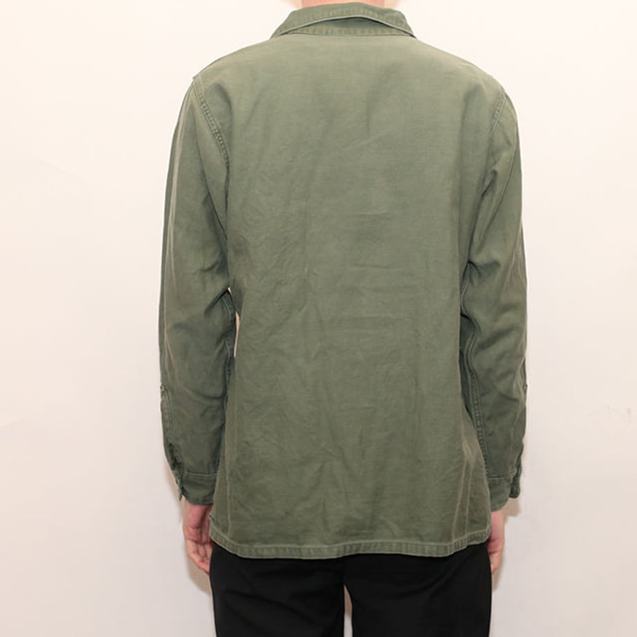 5c8200f6a9ac4c029fdc1b9d