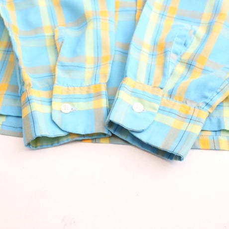 70's Open Collared Plaid Shirt