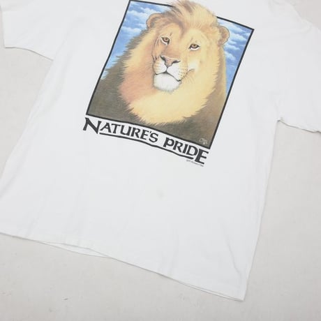Human i Tees Lion T-Shirt