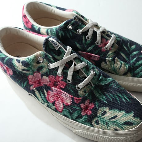 Converse Skid Grip