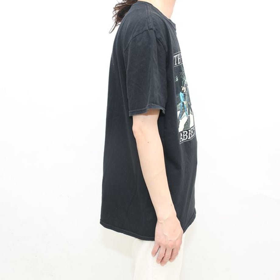 666520fb6dd9a906db36ef84