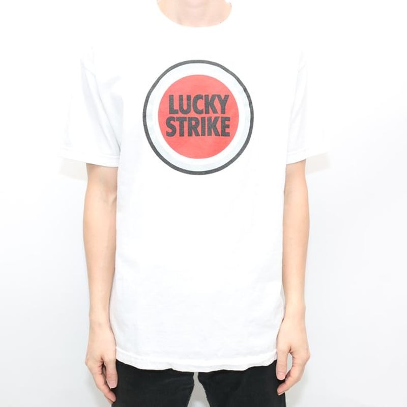 【入手困難】ラッキーストライク　Tシャツ　両面デザイン　タバコ　ヴィンテージ 入手困難】ラッキーストライク Tシャツ 両面デザイン タバコ