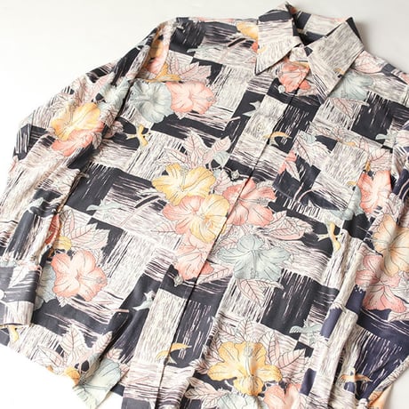 Flower Pattern L/S Shirt