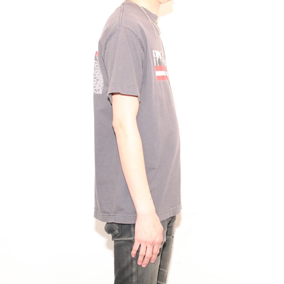 5cb40832a89452659cc3776a