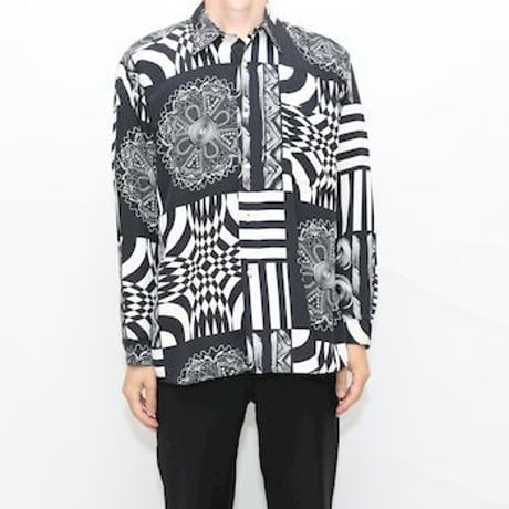 Geometric Pattern L/S Shirt