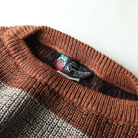 Border Boat Neck Sweater