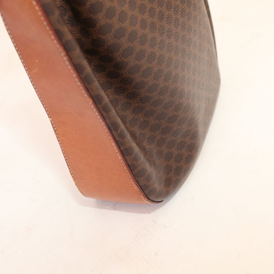 5cd50183686ee24338fa81e9