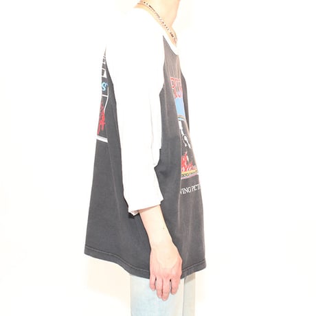 Rush Raglan Sleeves T-Shirt
