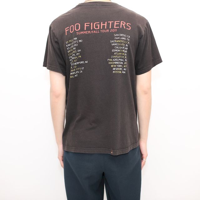 FOO FIGHTERS 2011年バンT黒サイズ表記M美品 FOO FIGHTERS 2011年バンT黒サイズ表記M美品 - メルカリ