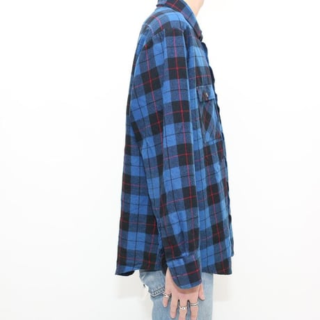 90's Le Tigre Plaid Acrylic Shirt