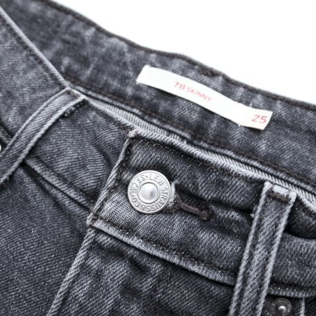 Levi's 711 Skinny Pants