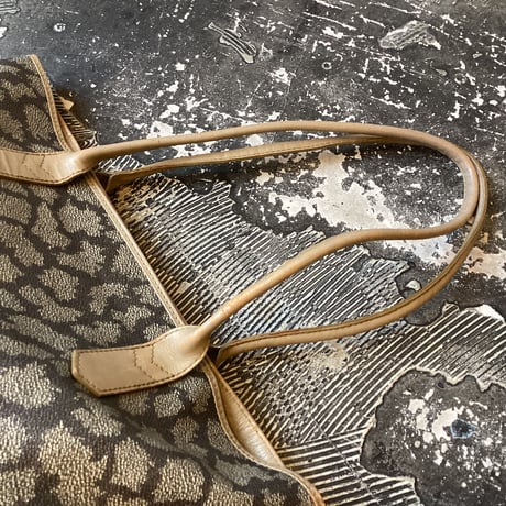 Yves Saint Laurent Tote Bag