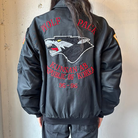 90s Korea Souvenir Jacket "WOLF PACK"